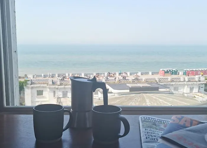 Relax And Enjoy The Sea View Margate