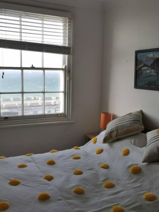 Relax And Enjoy The Sea View Margate